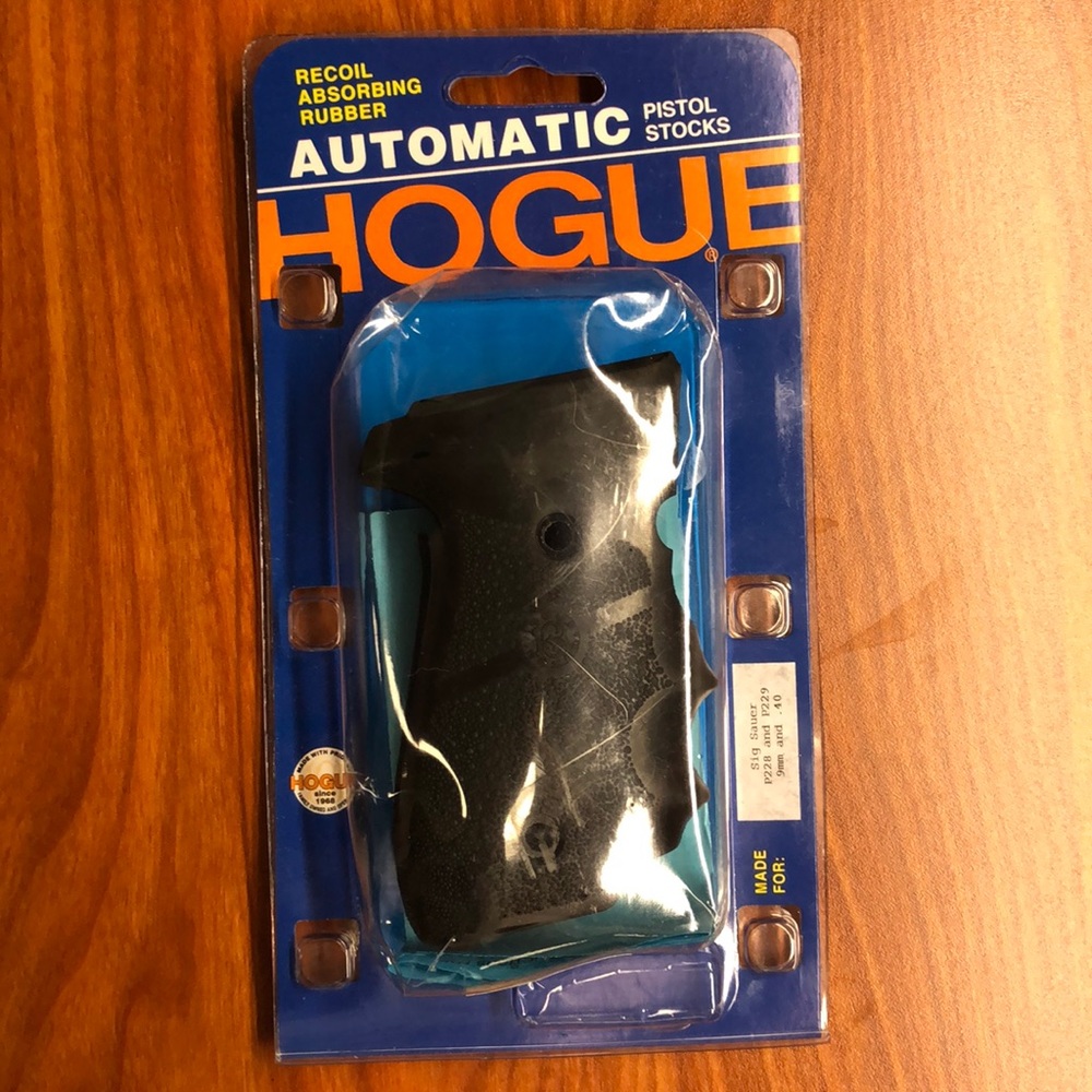 Hogue rubber pistol grips-Sig Sauer P228/P229
